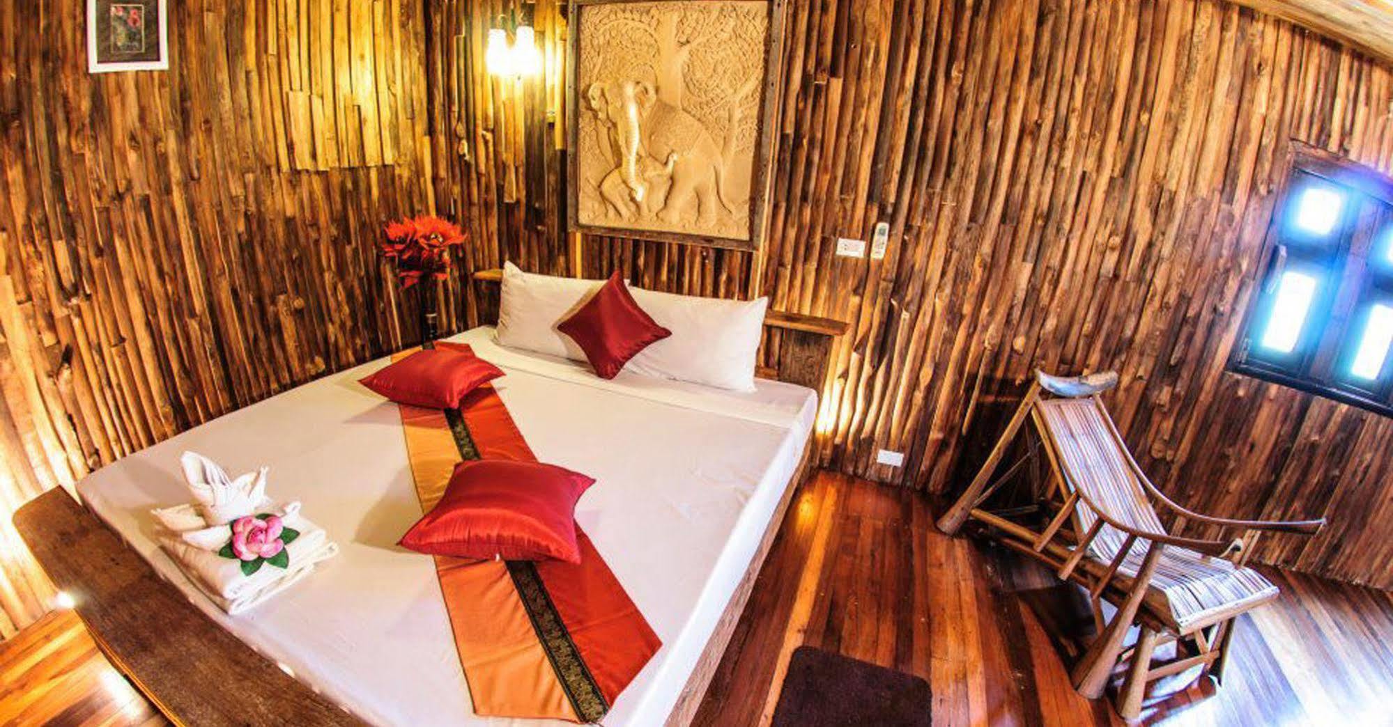 Chart Trip Resort Nakhonratchasima Exteriér fotografie